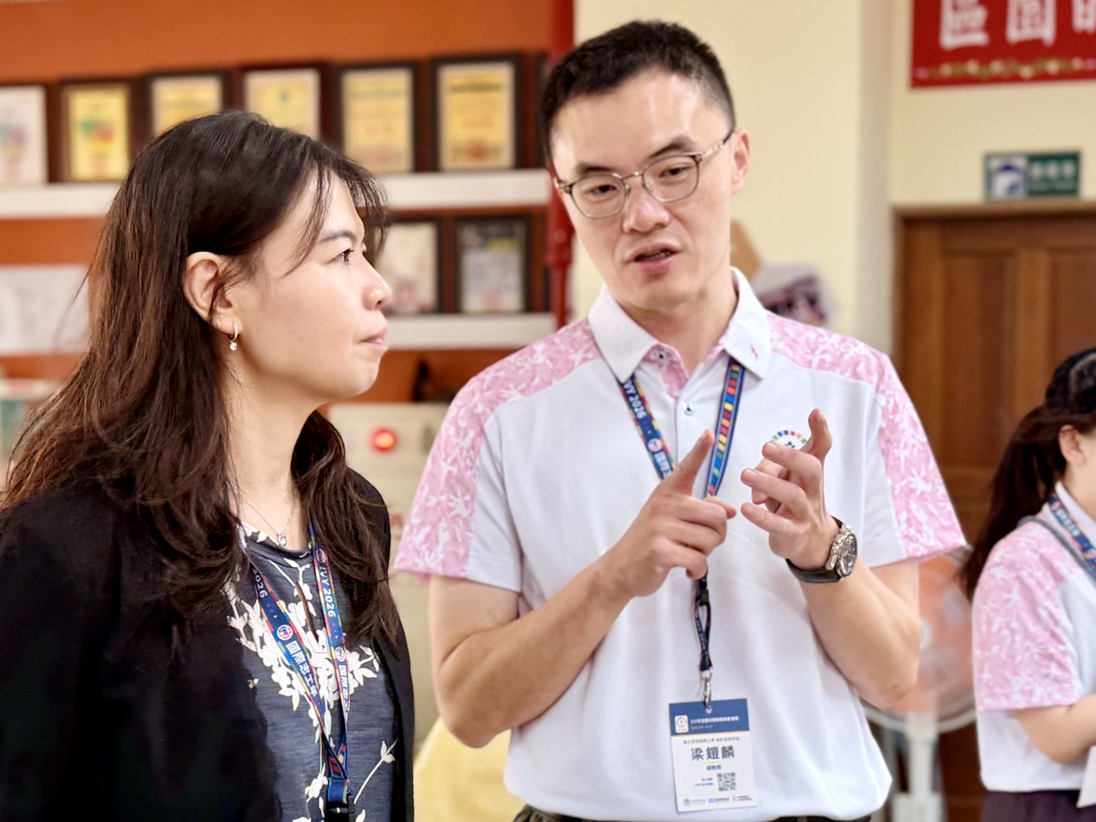 衛福部社工司長走訪珠仔山日照　全台第一個大學開辦的日照中心，就在埔里